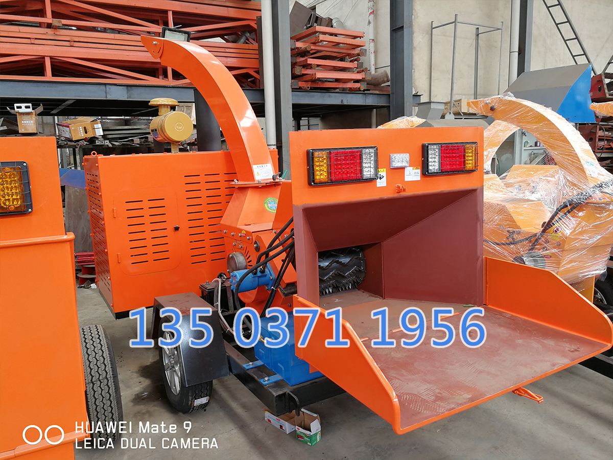 小型柴油動力樹枝粉碎機